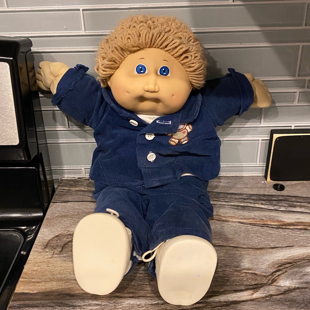 Vintage cabbage patch kid 1984